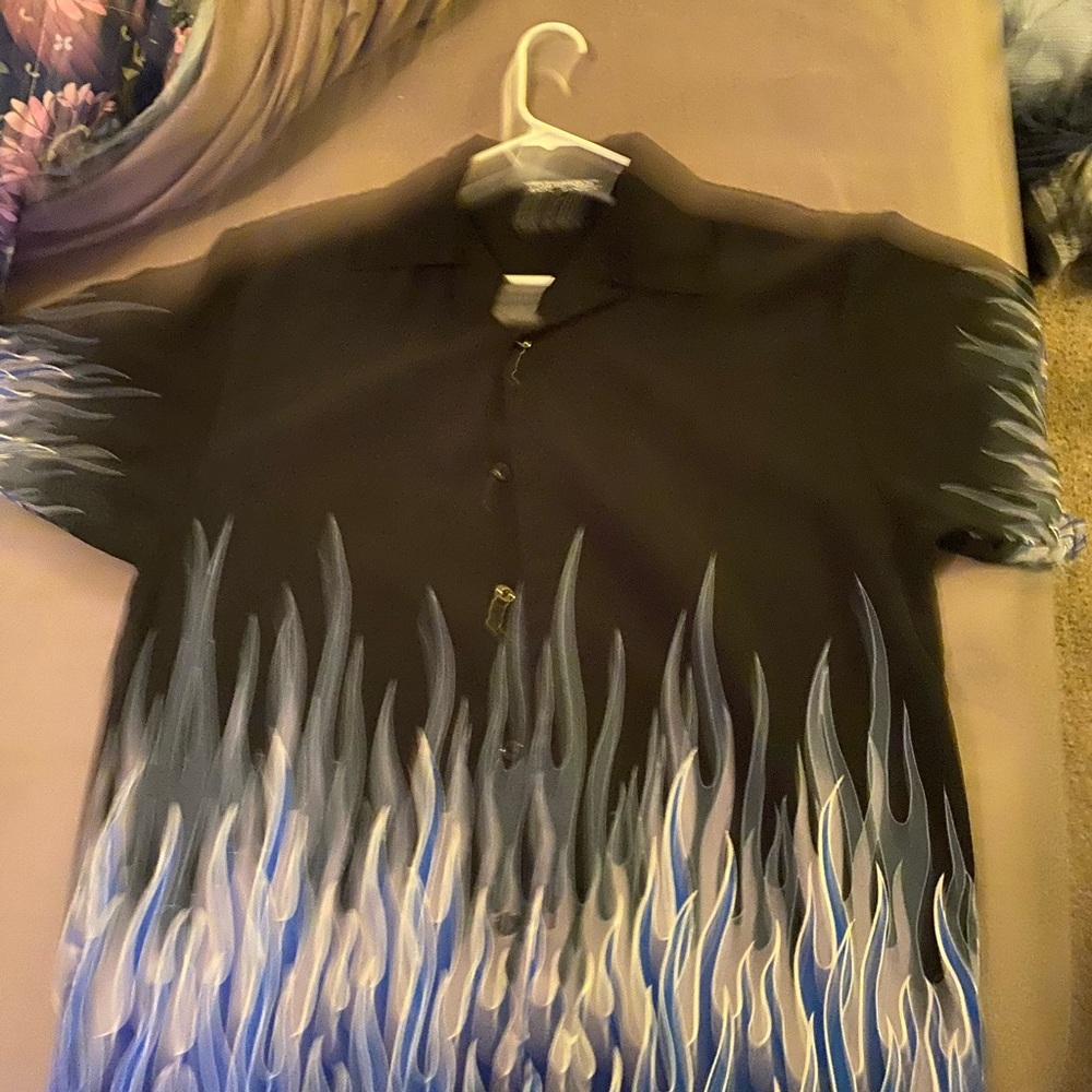 Vintage Dragon flyz button up short